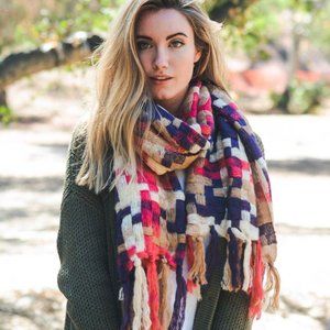 Brand NEW Chunky Knit Scarf (sealed in polybag)